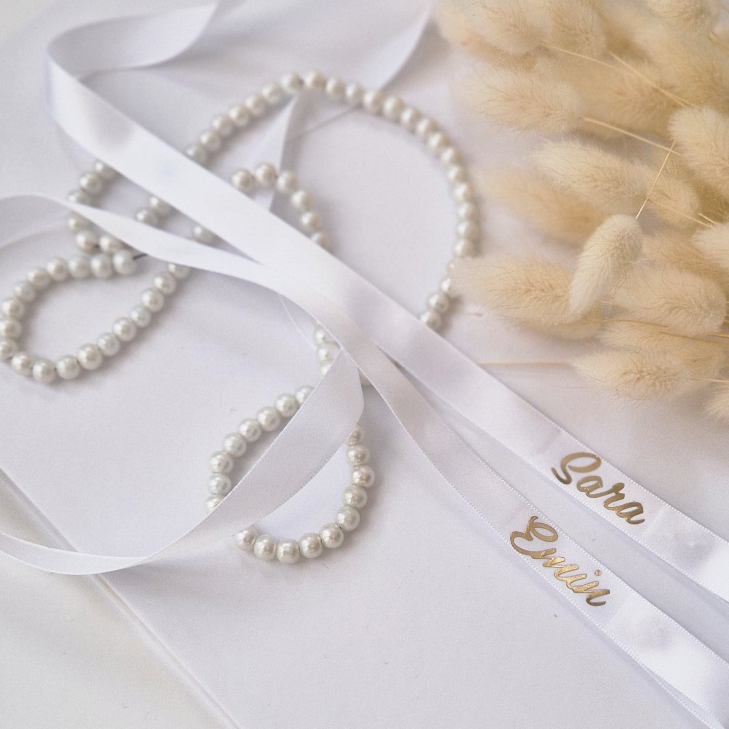 Plateau d'alliance et café en résine