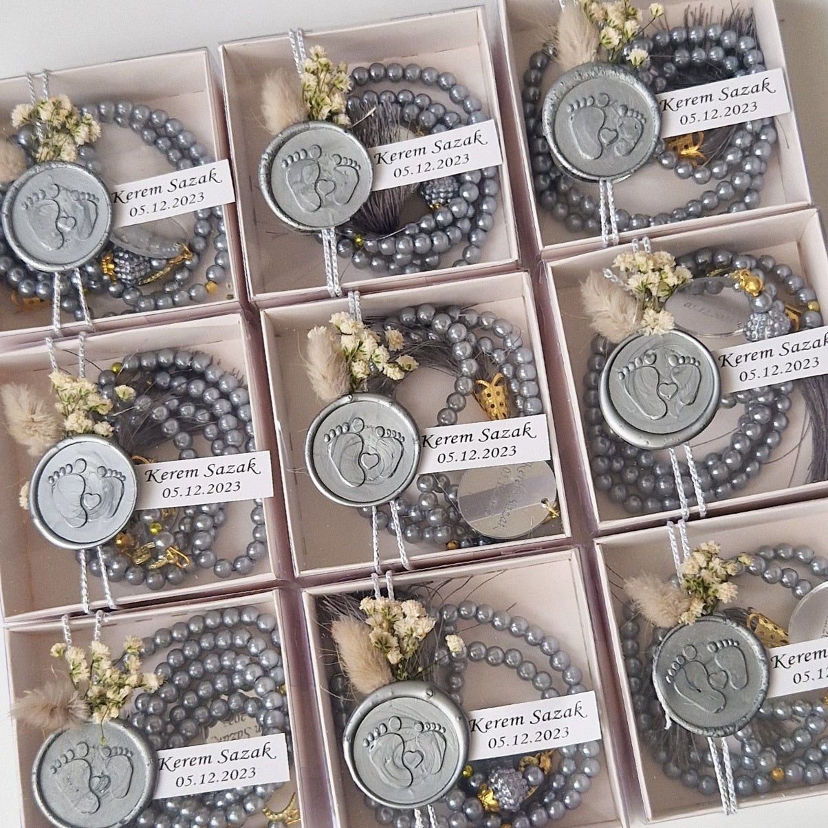 Elegante Tasbih con delicadas cuentas