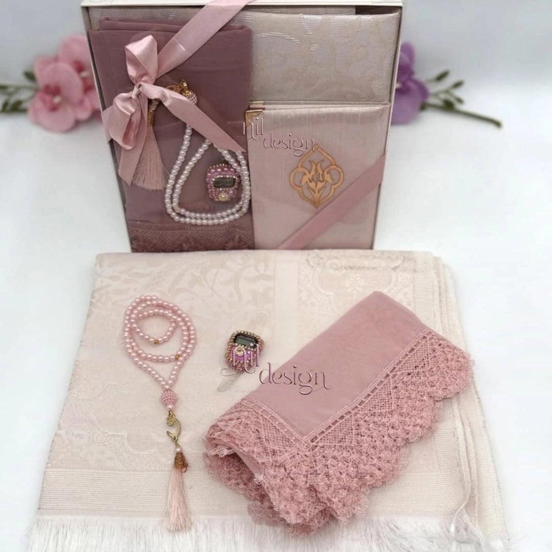 Coffret Prière Élégance – Tapis, Tasbih & Yâ Sîn
